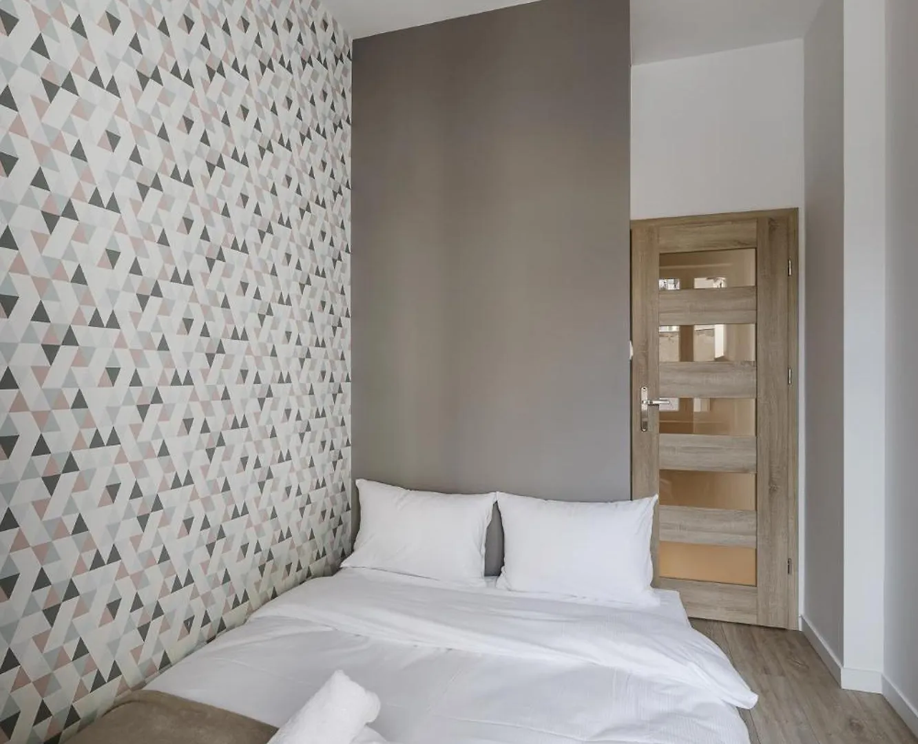 Jezyce Comfort Apartment By Bookinghost بوزنان 0*,